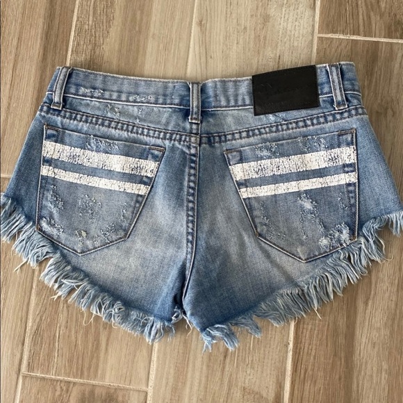 One Teaspoon Bundle - Picture 2 of 9